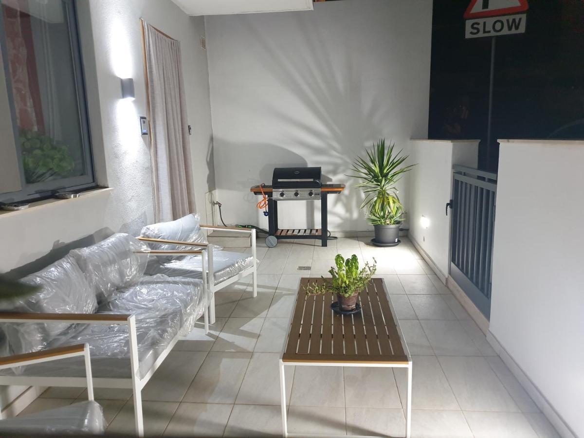 A New Ground Floor Maisonette - Mellieha Bay Is-Sellum エクステリア 写真